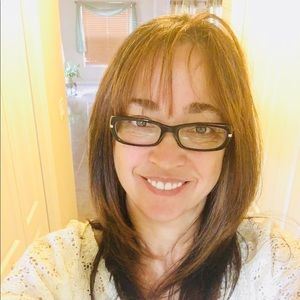 Meet your Posher, Celeste